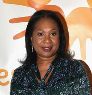 Is Sandra Bookman Married Or Single? Life Now, Husband, Family, Parents, Salary, Height