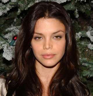 Vanessa Ferlito Age 37 Biography: Single Mom's Gay Rumors To Romance