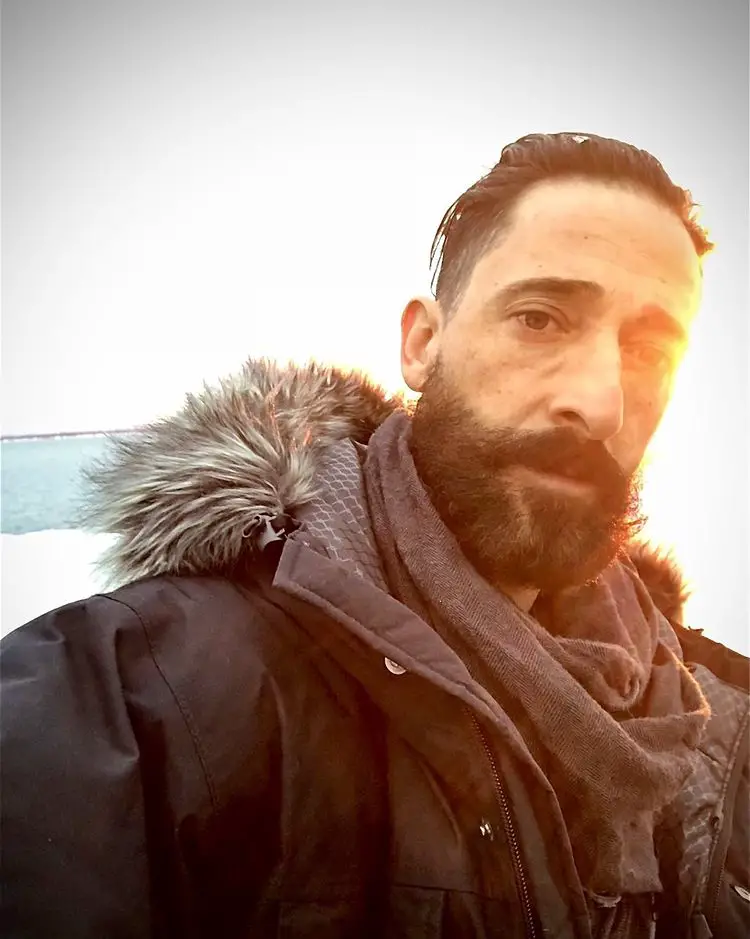 Adrien Brody has a nose that almost eclipses his own fame.