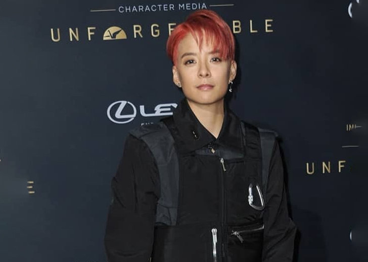 Amber Liu's Blue Hair Evolution - wide 9