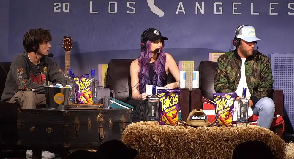 Second day of BFFS live show