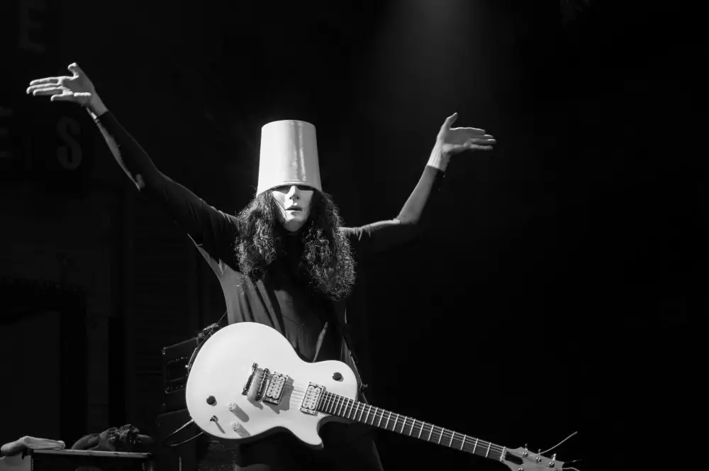 Here’s Why Buckethead Covers His Face With A Mask