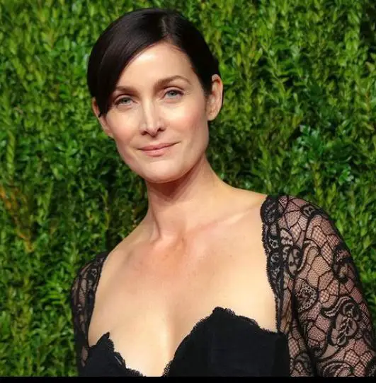 Carrie-Anne Moss