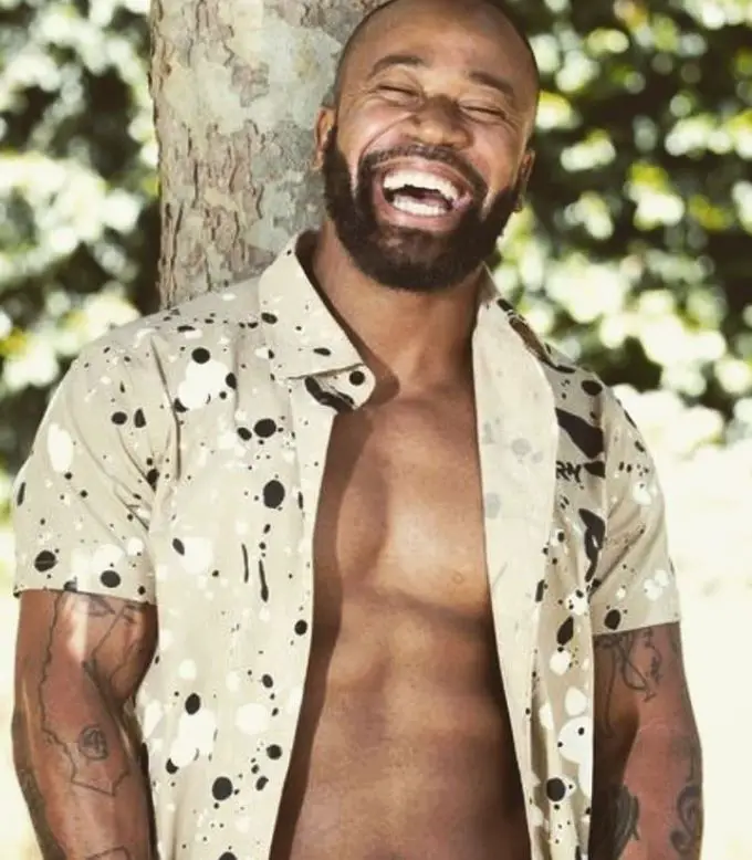 Columbus Short during a photoshoot