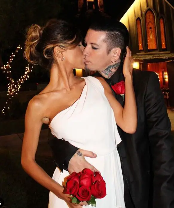 DJ Ashba's wedding photo with wife