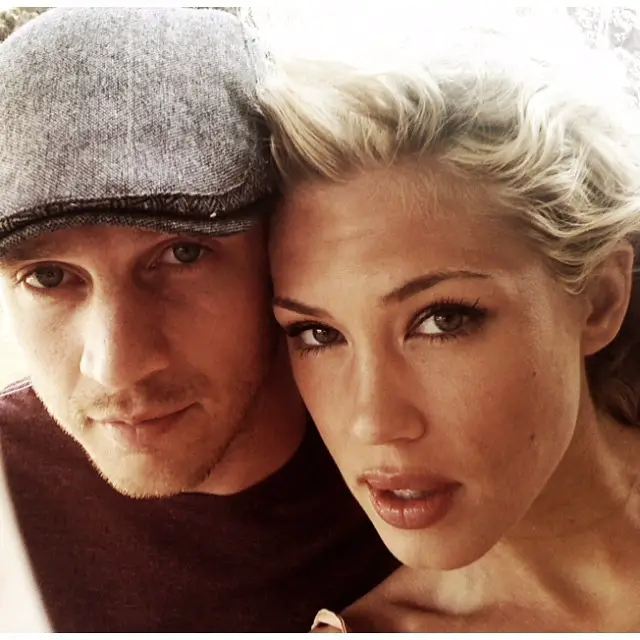 Devon Sawa and his wife, Dawni Sahanovitch, posing for a selfie