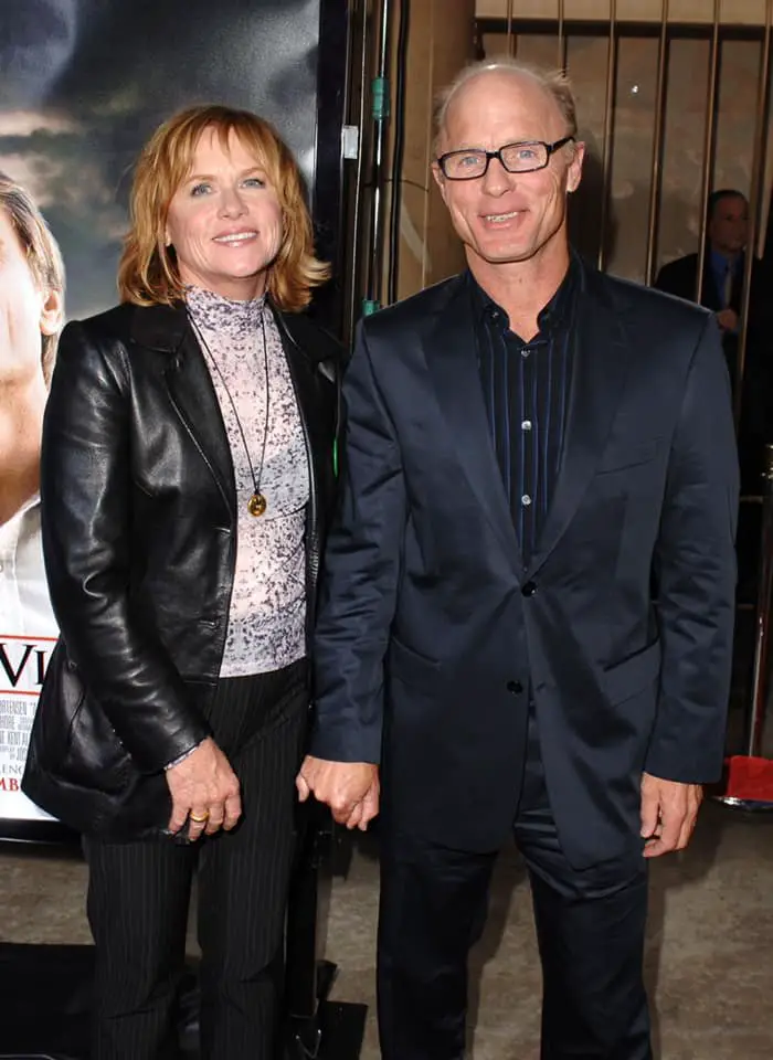 Ed Harris and his wife, Amy Madigan, posing for a picture