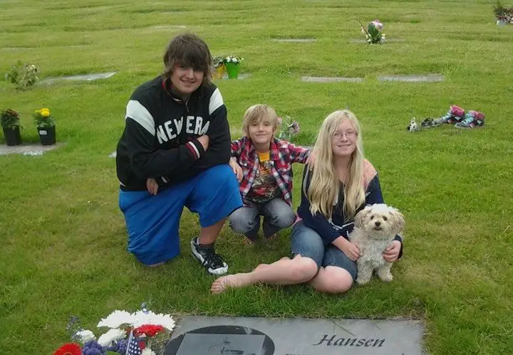 Edgar Hansen's kids Erik, Logan, and Stephanie.