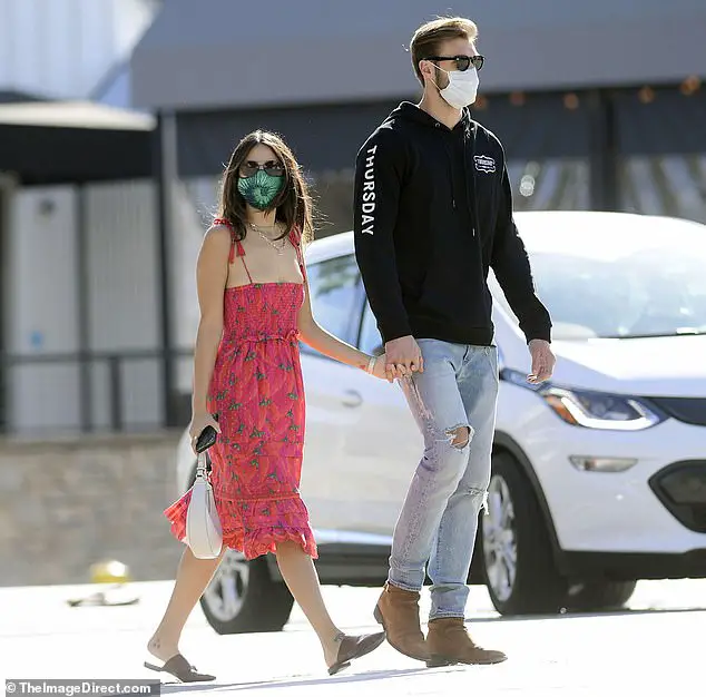 Who Is Eiza González's Boyfriend? Her Complete Relationship Timeline