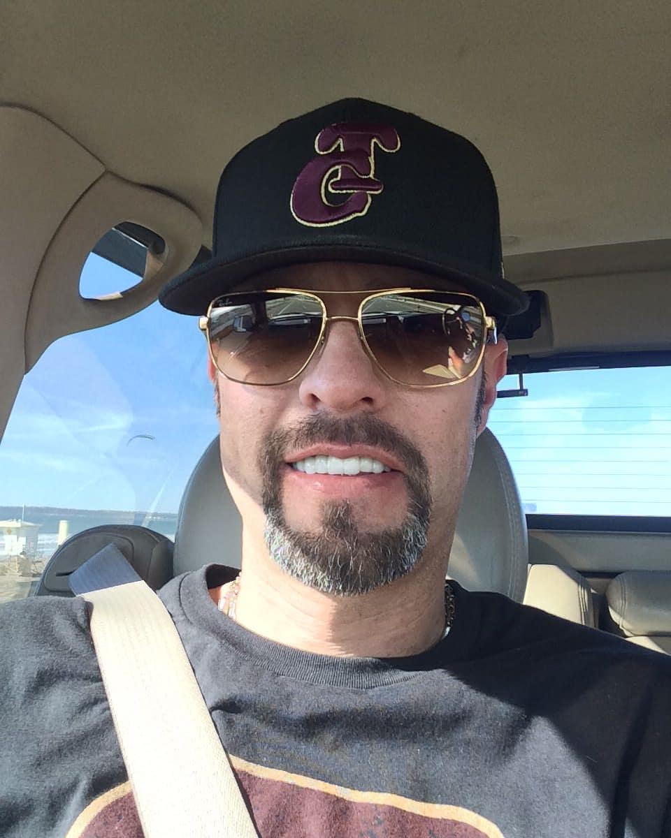 A picture of Esteban Loaiza clicked before he was sent to jail.