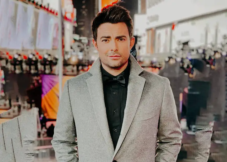 Gay-Actor-Jonathan-Bennett-Announces-Premiere