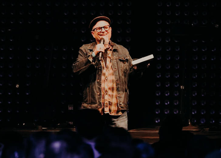 Goldthwait-Real-Voice-Stage-People-Laugh