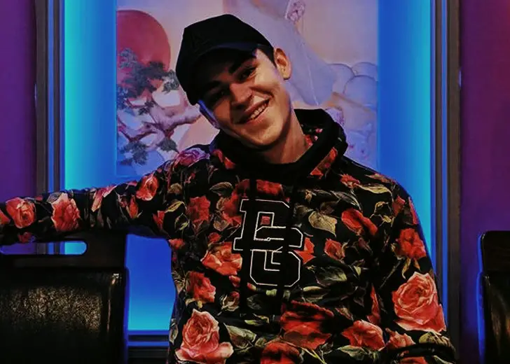 Hero-Fiennes-Tiffin-Indicated-Being-Gay-AFTER