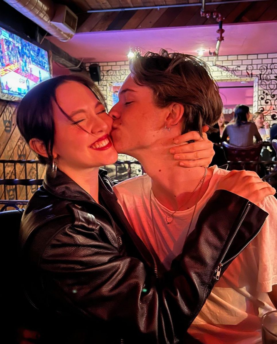 Iris Apatow and Ryder Robinson announced they are dating.