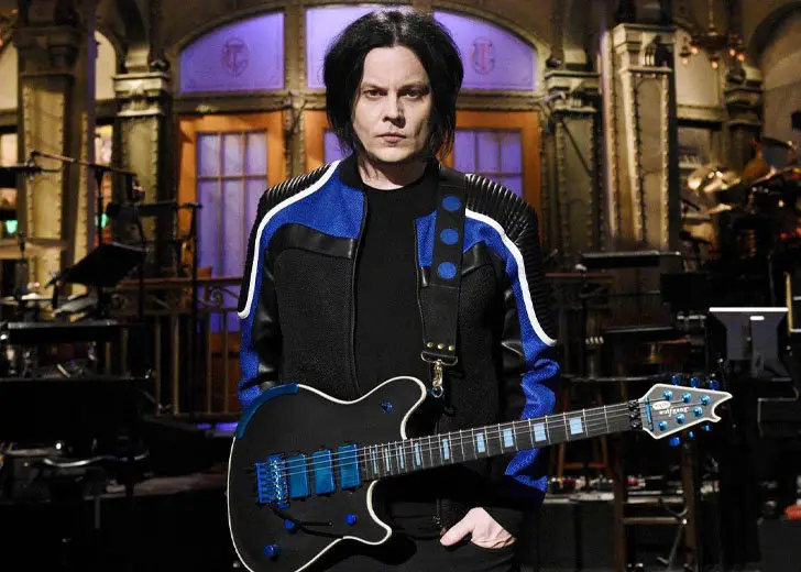 Jack-White-Have-a-Girlfriend