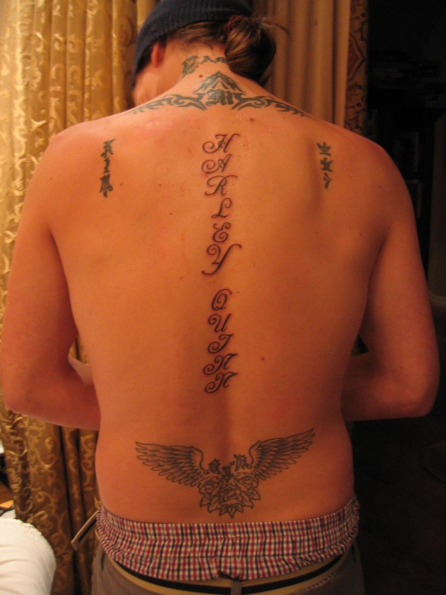 Jason Mewes flaunts his tattoos especially the one he inked for his friend's daughter.