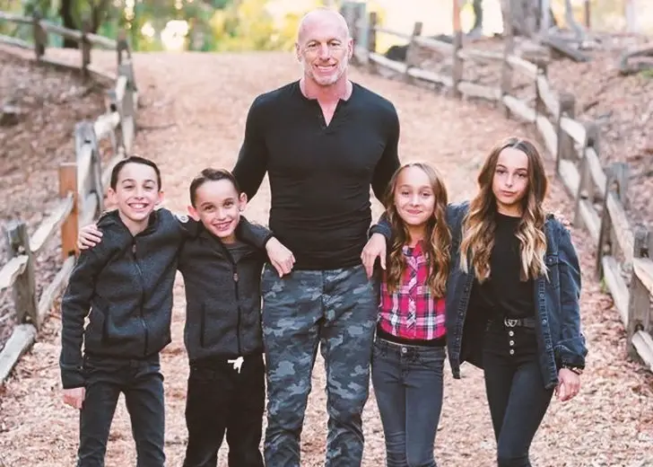 kopiëren nicotine vaardigheid Jeff Garcia Is Enjoying Retirement With Wife And Four Kids