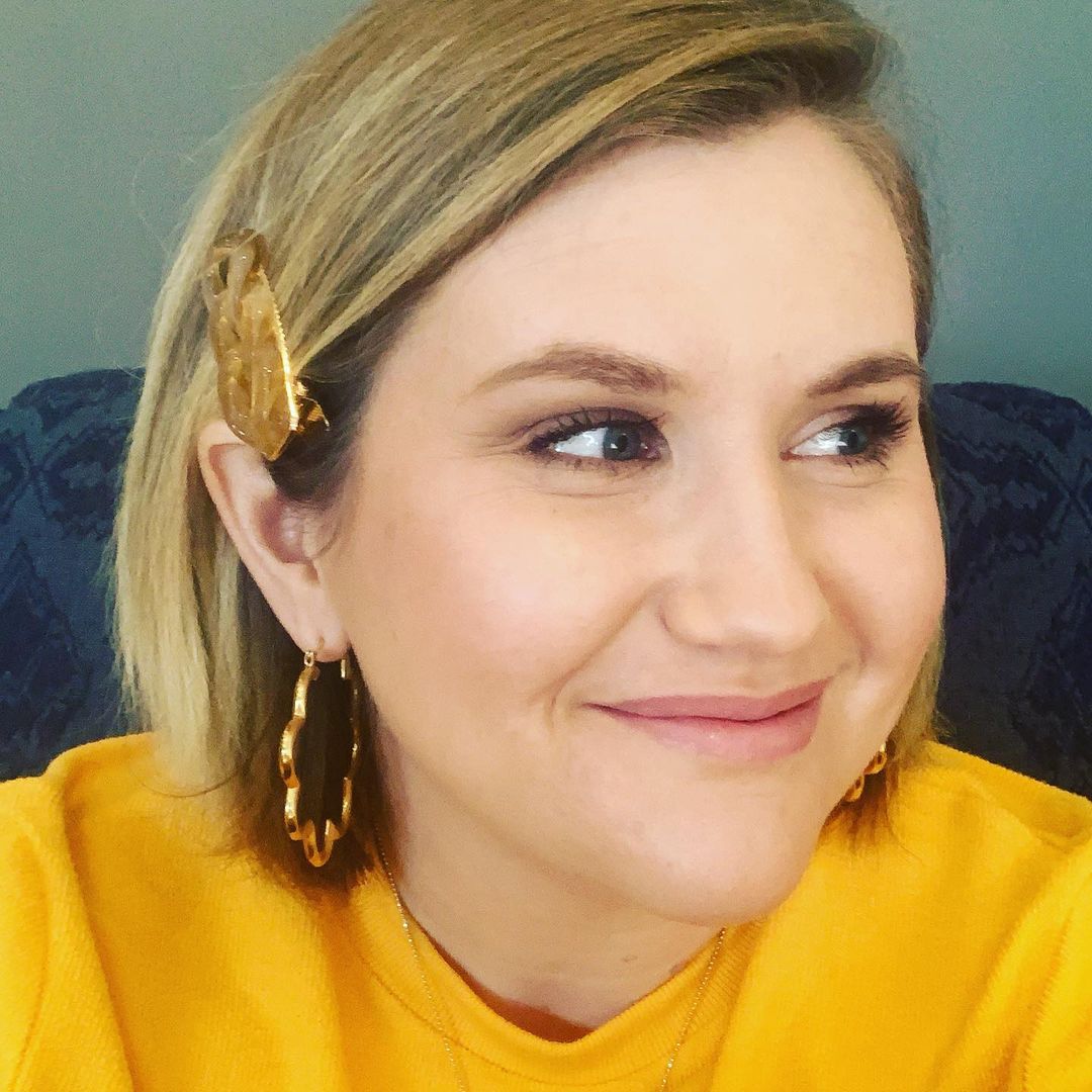 Jillian Bell posing for a picture