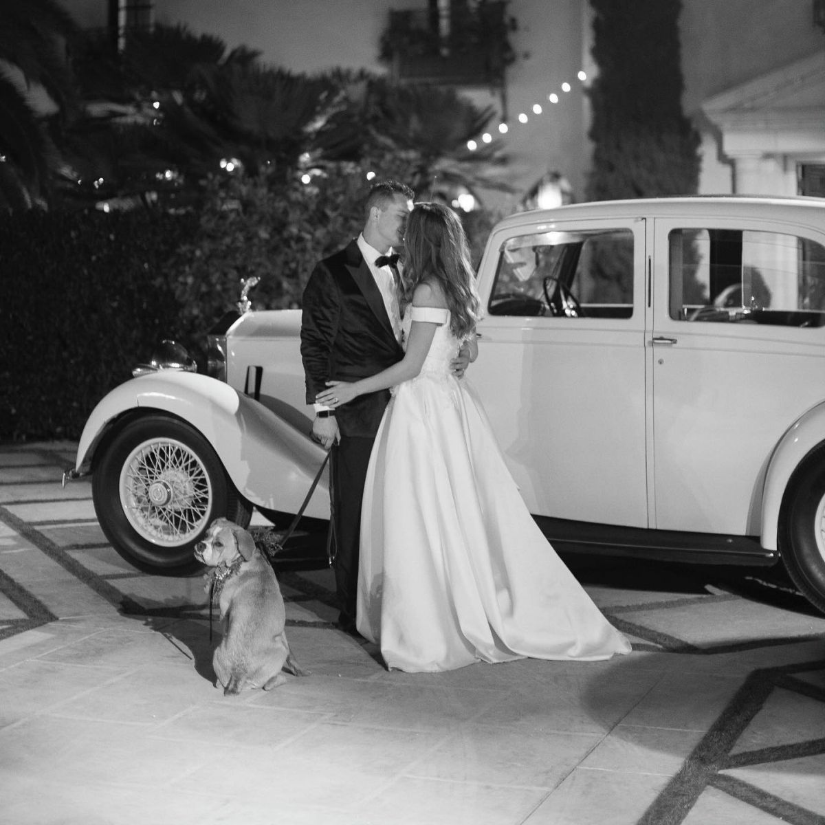 Joc Pederson and his wife Kelsey Williams clicked at their wedding in 2018.