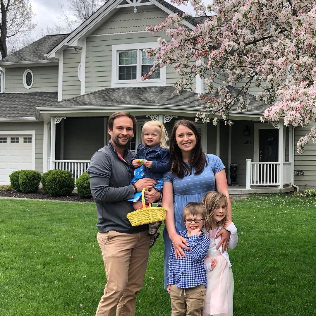 Viral TikTok star Josh Chasteen with his wife, Andi Chasteen, and their kids.