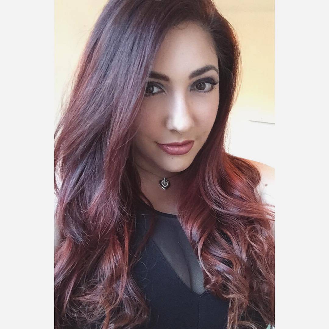 Kevin Owens' wife, Karina Steen, taking a selfie