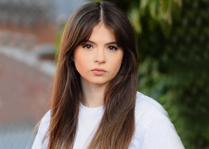 Know-About-Emily-Coates-The-Actress-Who-Played-Sinister-Sister-Iris-In-Cursed