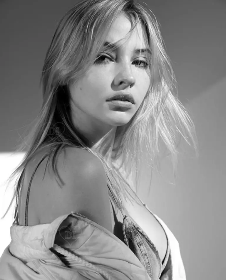 Madelyn Cline went against her parents' wishes to go to LA and start acting.