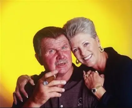 Mike Ditka And His Wife Of Forty Years Are Good Samaritans