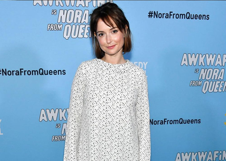 Milana-Vayntrub_1