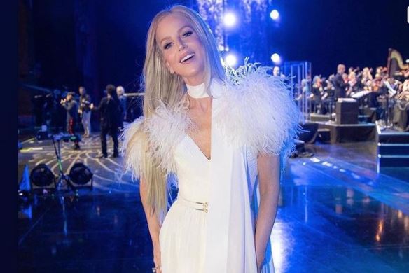 Neal Schon's spouse Michaele Salahi