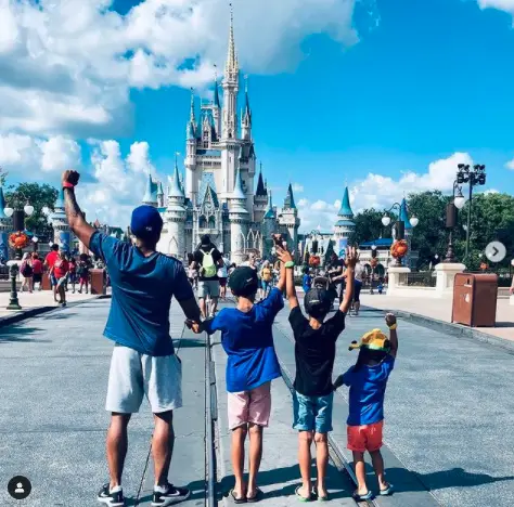 Noel Clarke and his kids visited Disney World Orlando