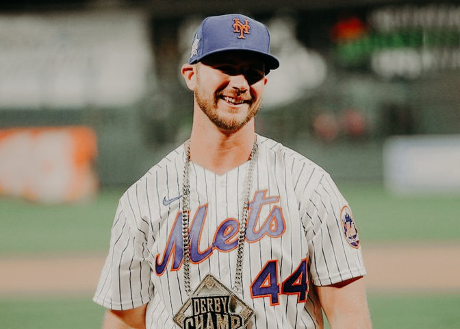 Pete Alonso Endured Bullying For Relationship With Fiancee