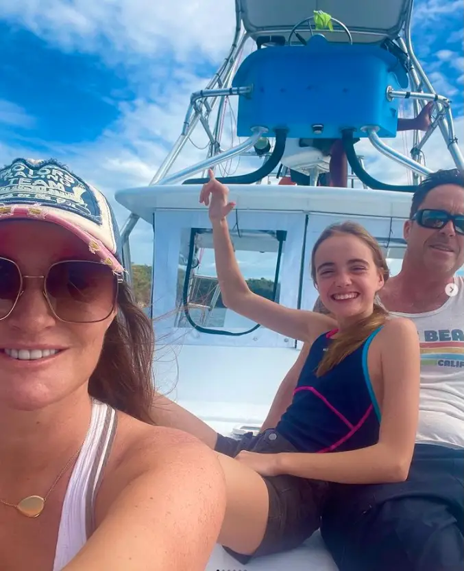 Sarah Parish vacationing with her husband and daughter for the holidays