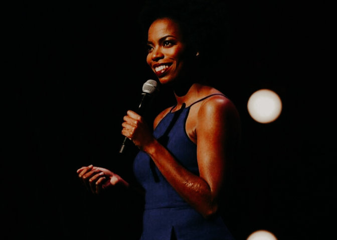 Sasheer-Zamata-during-her-show