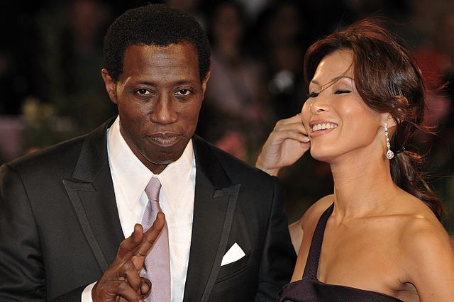  Wesley Snipes and wifeÂ Nakyung "Nikki" Park atÂ Festival du CinÃ©ma de Venise