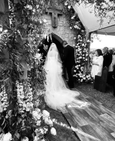 Blake Shelton and Gwen Stefani on their wedding day.
