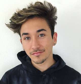 How Is Brennen Taylor Age 23 Gay? Girlfriend Now To Prove Rumors Wrong?