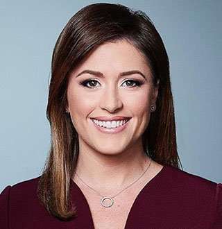 chloe-melas