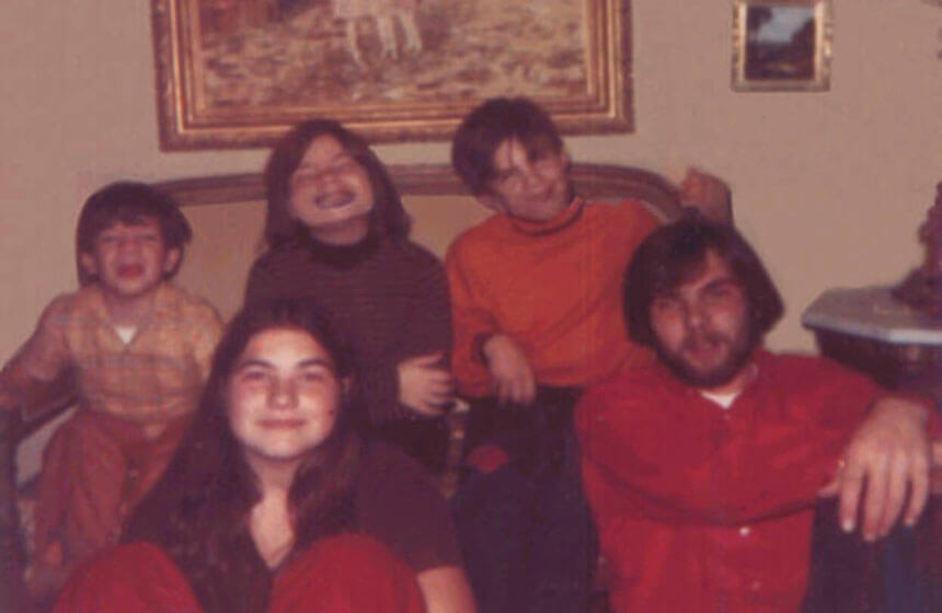 Robert DeFeo Jr. with hisÃƒÆ’Ã¢â‚¬Å¡Ãƒâ€šÃ‚Â siblings.ÃƒÆ’Ã¢â‚¬Å¡Ãƒâ€šÃ‚Â (Source: The Amityville Murders)