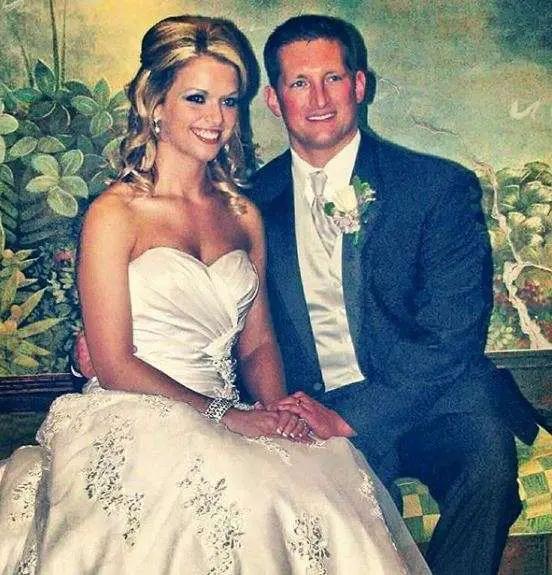 Elizabeth Noreika Wiki Bio Age Height Married Husband - vrogue.co