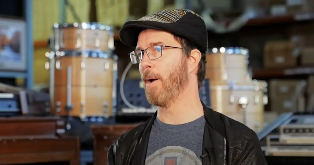 Ben Folds answering questions in a video for Reverb