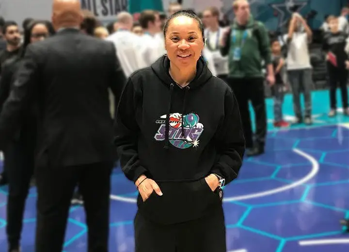 Dawn Staley's ethnicity, parents, nationality, and siblings - Tuko