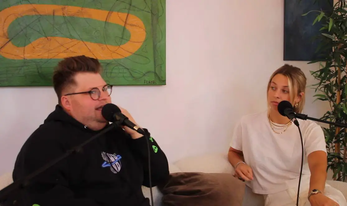 Patricia Flach and Tristan Watson talking about Chase Hudson spying on Landon Barker and Charli D'Amelio