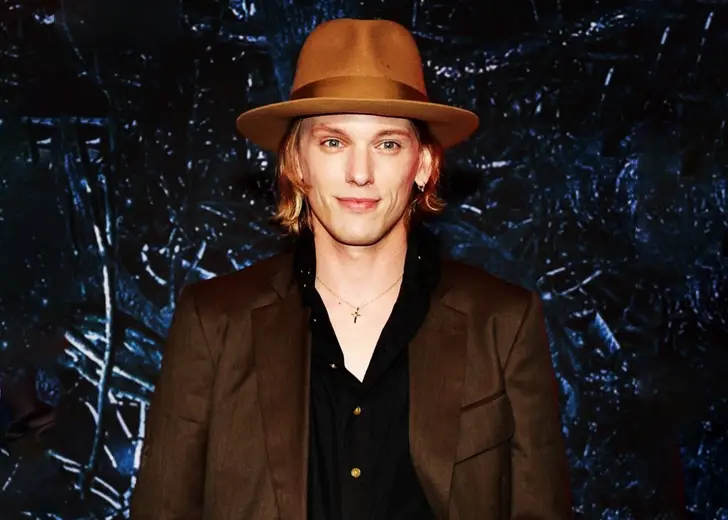 Is-Jamie-Campbell-Bower-Married-A-Look-into-the-Actors-Love-Life