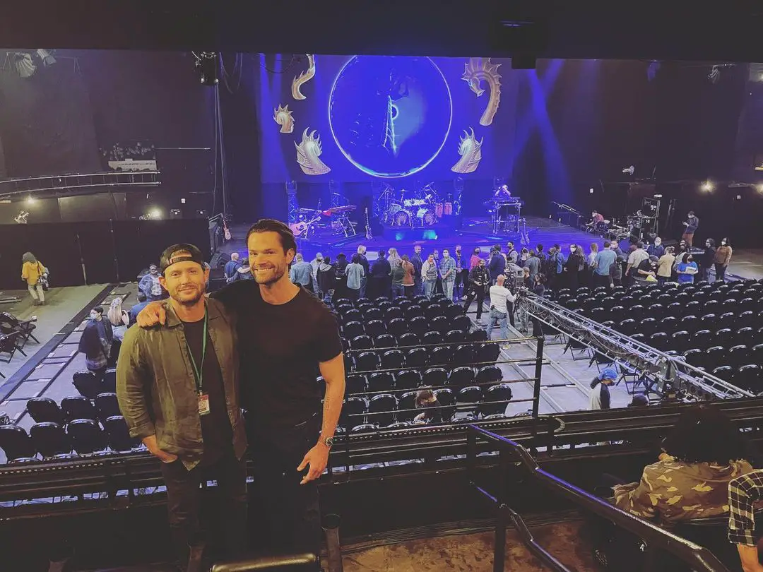 Jared Padalecki got into a nasty accident but his co-star, Jensen Ackles, revealed he was at home and recovering well.