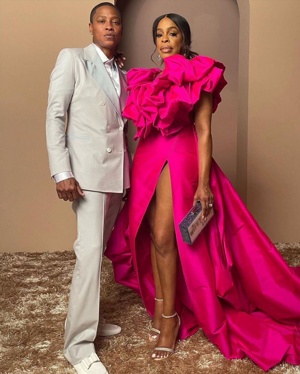 Jessica betts with her wife Niecy Nash before attending the 2022 Oscars.