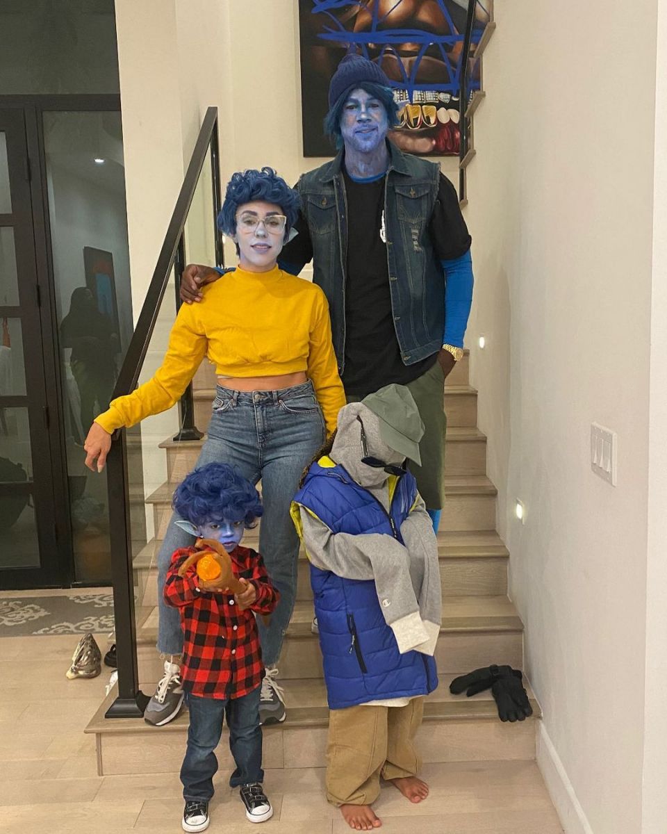 Lance Gross with his wife Rebecca Jefferson and kids in Halloween 2021.