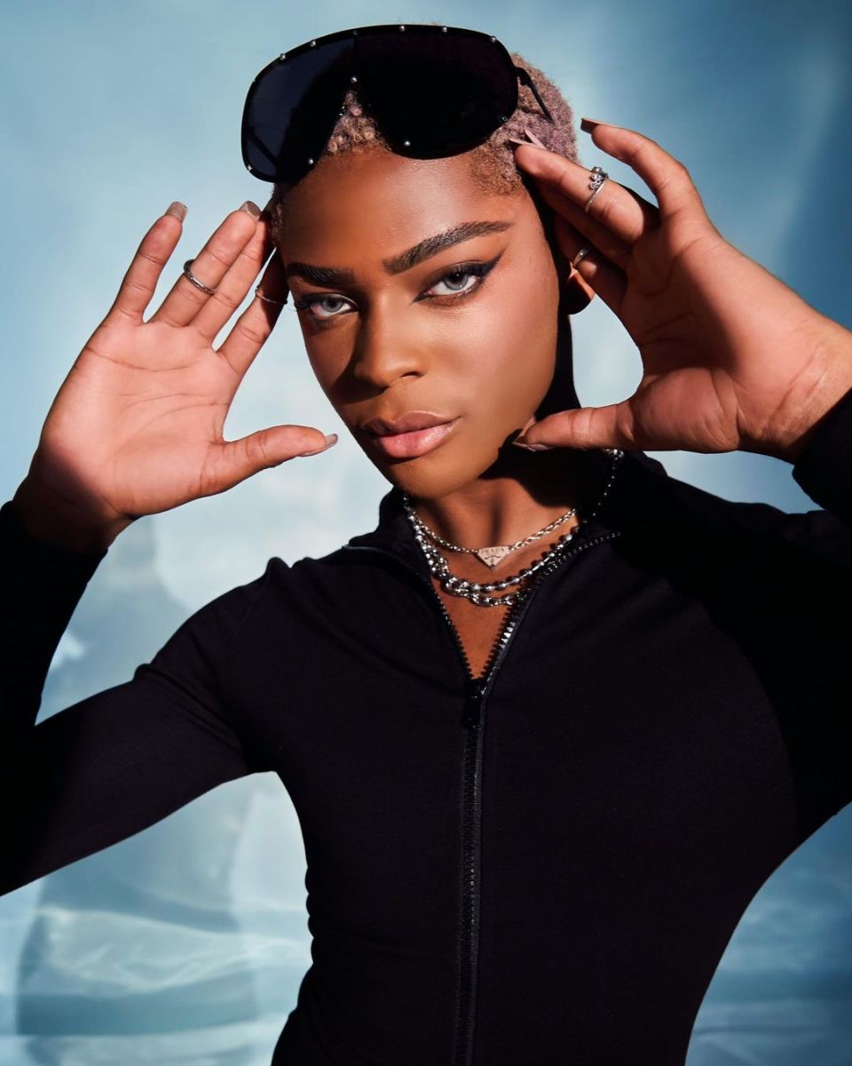 Sir Carter (@sirthestar) was exposed by Alexander (@_imjustzander), who accused him of sexual assault and targeting straight men