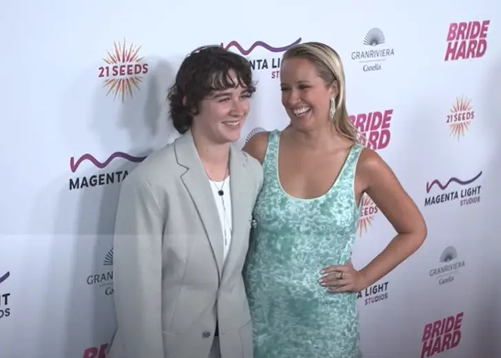 anna_camp_and_jade_whipkey