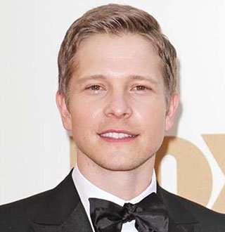 Matt Czuchry eye color